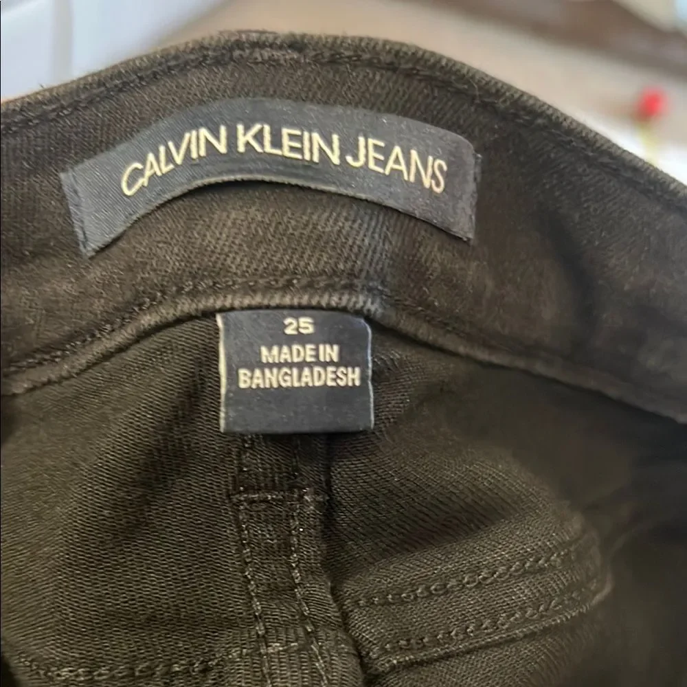 Calvin Klein Women’s Black Skinny Fit Denim Jeans Size 25 NWT